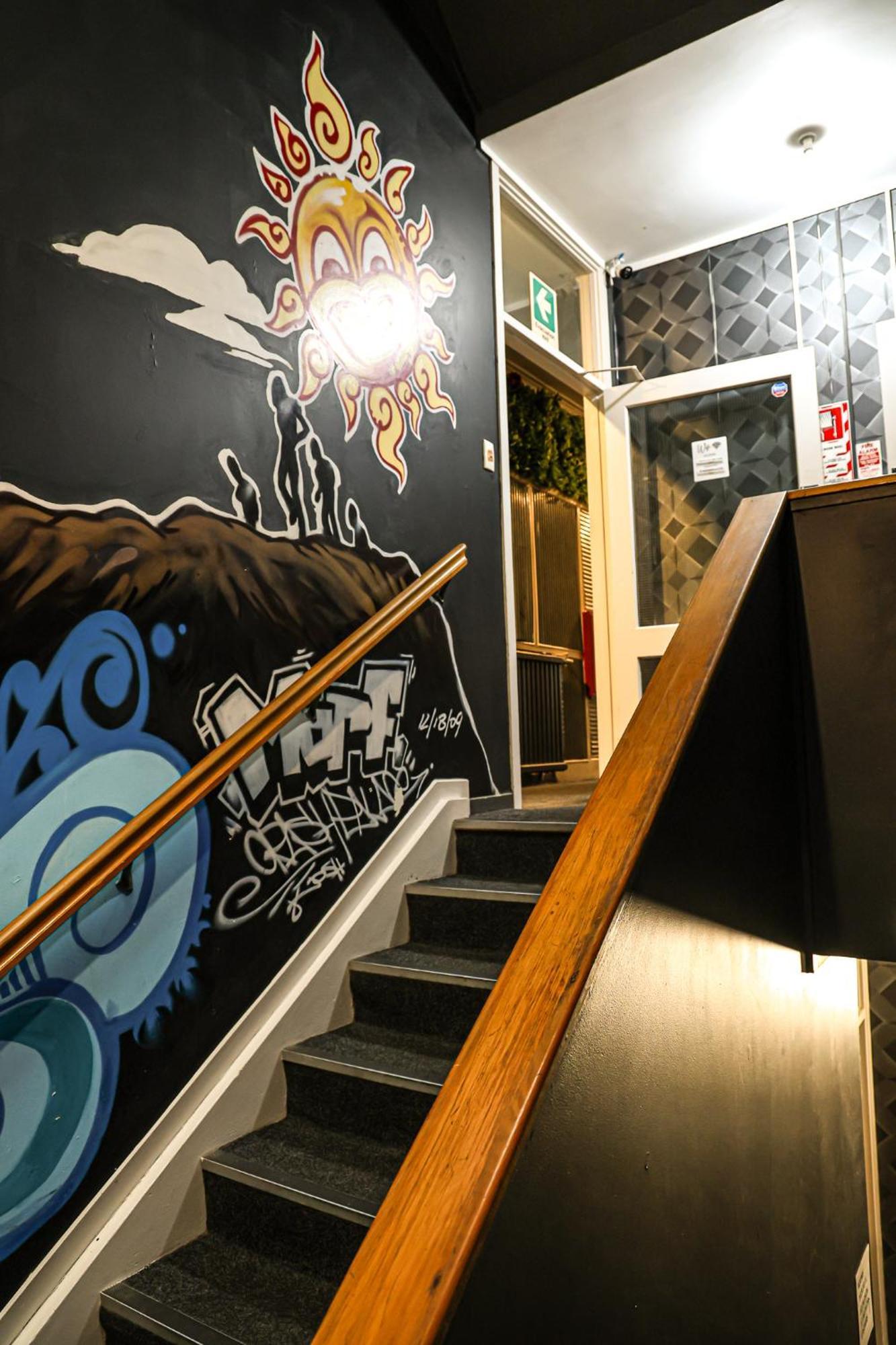 Crashpalace Backpackers Rotorua Exterior photo